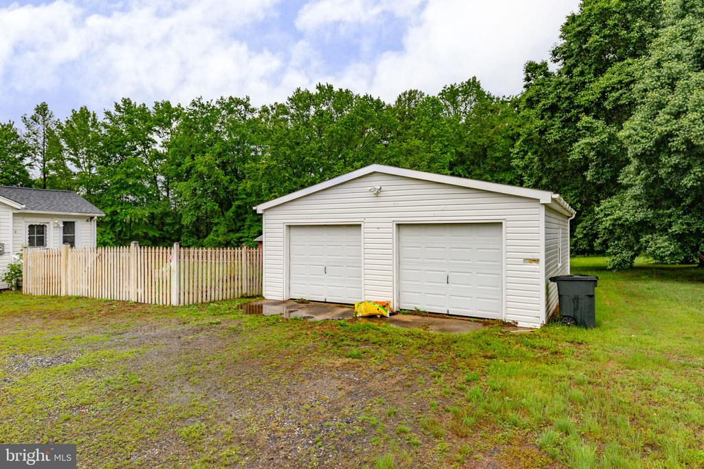 10669 POST OAK RD, SPOTSYLVANIA, Virginia 22551, 3 Bedrooms Bedrooms, ,1 BathroomBathrooms,Residential,10669 POST OAK RD,VASP2040260 MLS # VASP2040260