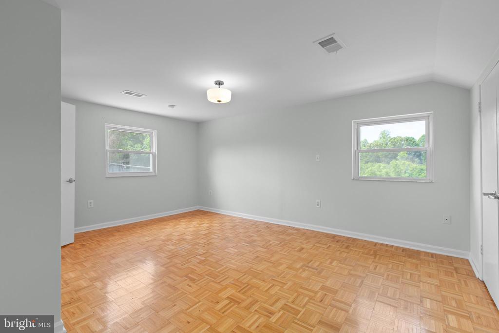 10827 CATHARPIN RD, SPOTSYLVANIA, Virginia 22553, 4 Bedrooms Bedrooms, ,2 BathroomsBathrooms,Residential,10827 CATHARPIN RD,VASP2042314 MLS # VASP2042314
