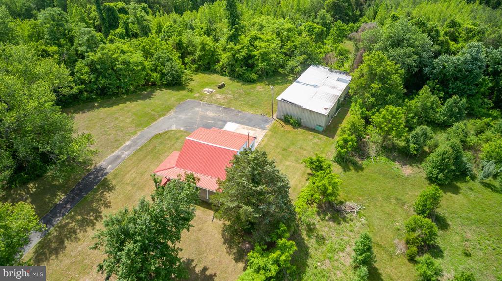 10827 CATHARPIN RD, SPOTSYLVANIA, Virginia 22553, 4 Bedrooms Bedrooms, ,2 BathroomsBathrooms,Residential,10827 CATHARPIN RD,VASP2042314 MLS # VASP2042314