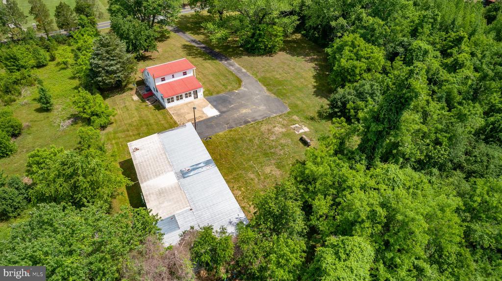 10827 CATHARPIN RD, SPOTSYLVANIA, Virginia 22553, 4 Bedrooms Bedrooms, ,2 BathroomsBathrooms,Residential,10827 CATHARPIN RD,VASP2042314 MLS # VASP2042314