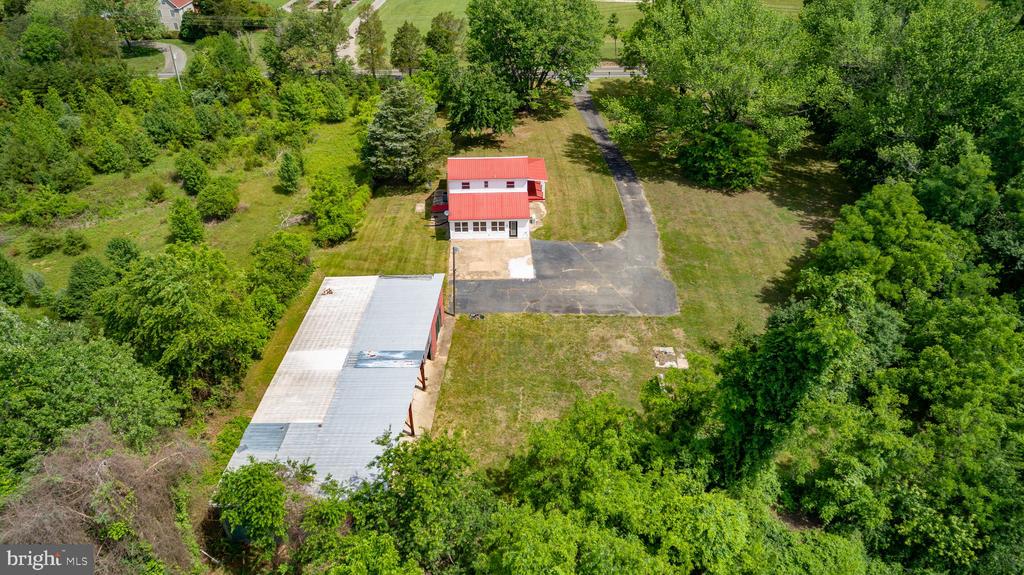10827 CATHARPIN RD, SPOTSYLVANIA, Virginia 22553, 4 Bedrooms Bedrooms, ,2 BathroomsBathrooms,Residential,10827 CATHARPIN RD,VASP2042314 MLS # VASP2042314