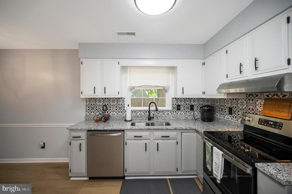5817 UP A WAY DR, FREDERICKSBURG, Virginia 22407, 3 Bedrooms Bedrooms, ,2 BathroomsBathrooms,Residential,5817 UP A WAY DR,VASP2042538 MLS # VASP2042538