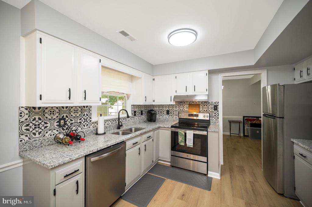 5817 UP A WAY DR, FREDERICKSBURG, Virginia 22407, 3 Bedrooms Bedrooms, ,2 BathroomsBathrooms,Residential,5817 UP A WAY DR,VASP2042538 MLS # VASP2042538