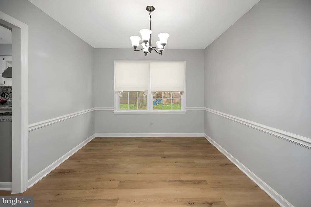 5817 UP A WAY DR, FREDERICKSBURG, Virginia 22407, 3 Bedrooms Bedrooms, ,2 BathroomsBathrooms,Residential,5817 UP A WAY DR,VASP2042538 MLS # VASP2042538