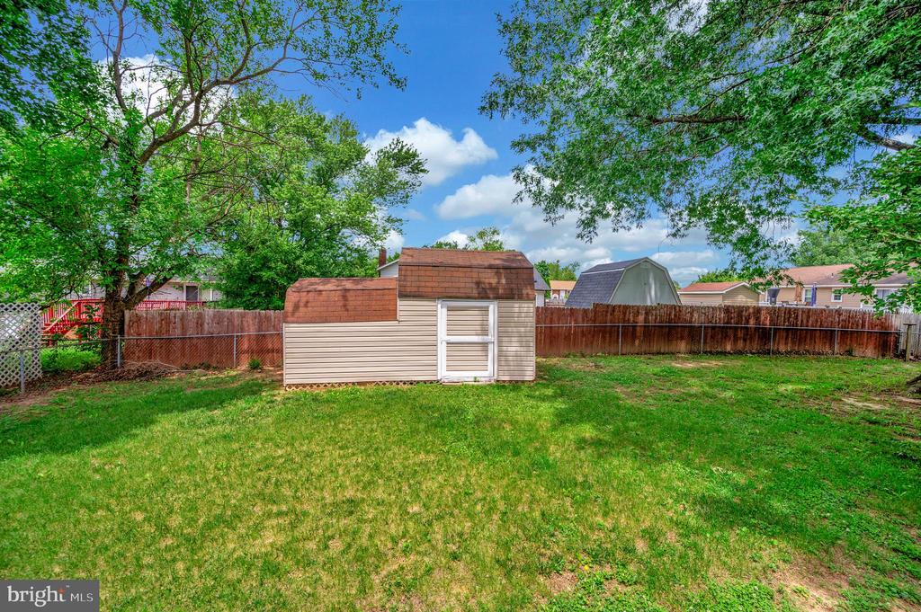 5817 UP A WAY DR, FREDERICKSBURG, Virginia 22407, 3 Bedrooms Bedrooms, ,2 BathroomsBathrooms,Residential,5817 UP A WAY DR,VASP2042538 MLS # VASP2042538