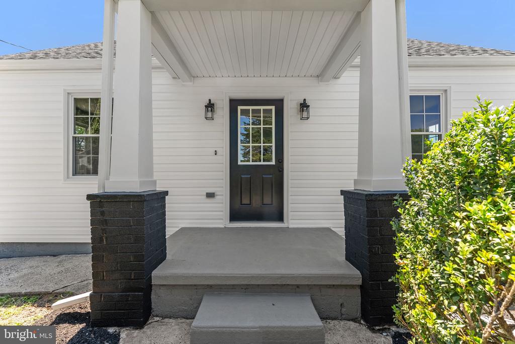 264 MONROE ST, WARRENTON, Virginia 20186, 3 Bedrooms Bedrooms, ,2 BathroomsBathrooms,Residential,264 MONROE ST,VAFQ2022386 MLS # VAFQ2022386