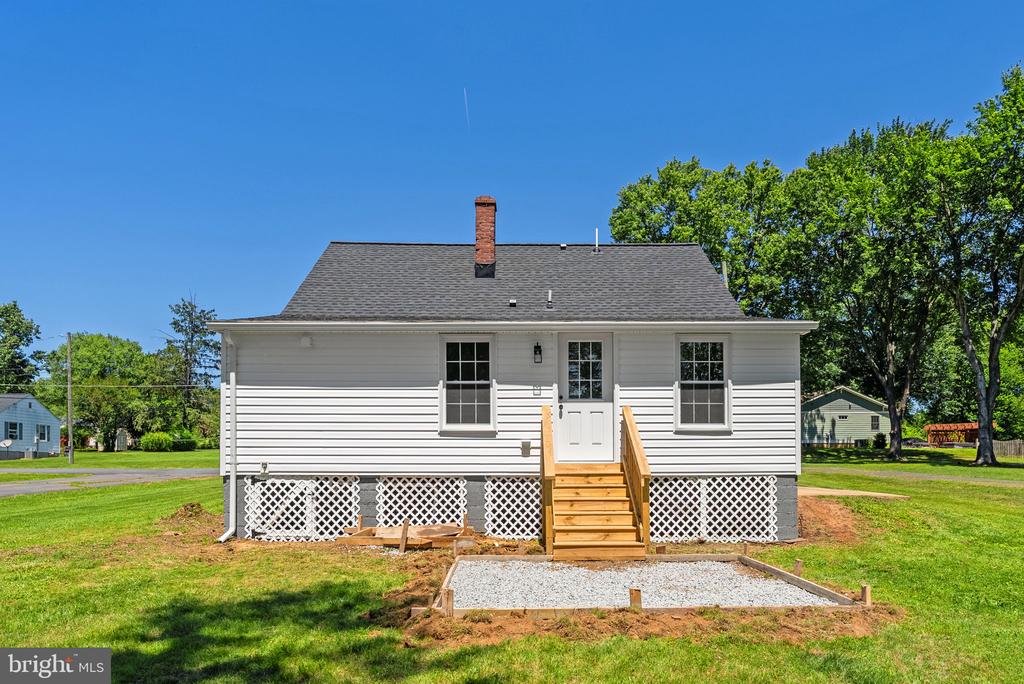 264 MONROE ST, WARRENTON, Virginia 20186, 3 Bedrooms Bedrooms, ,2 BathroomsBathrooms,Residential,264 MONROE ST,VAFQ2022386 MLS # VAFQ2022386