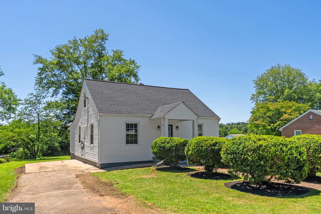 264 MONROE ST, WARRENTON, Virginia 20186, 3 Bedrooms Bedrooms, ,2 BathroomsBathrooms,Residential,264 MONROE ST,VAFQ2022386 MLS # VAFQ2022386