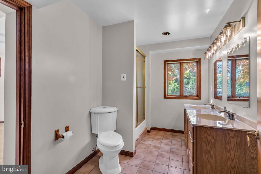 7245 KING WILLIAM ST, WARRENTON, Virginia 20187, 4 Bedrooms Bedrooms, ,3 BathroomsBathrooms,Residential,7245 KING WILLIAM ST,VAFQ2022226 MLS # VAFQ2022226