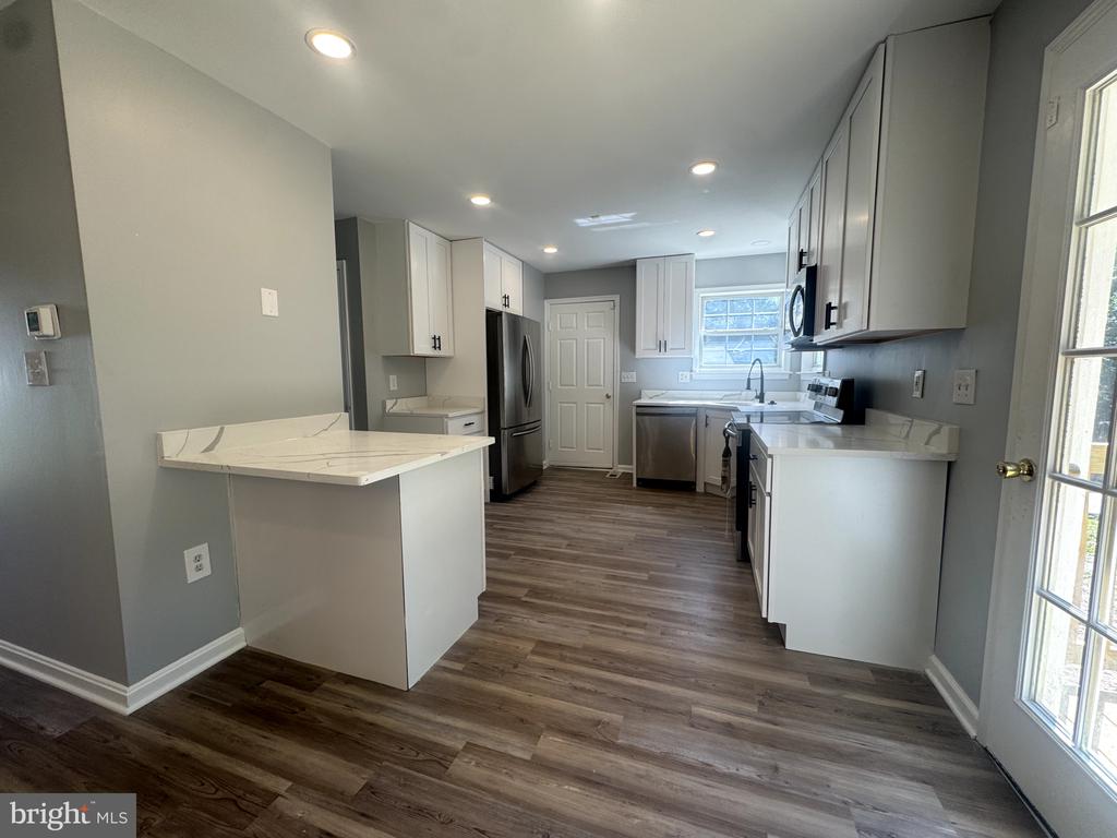 8603 BRIGHTON CT, FREDERICKSBURG, Virginia 22408, 3 Bedrooms Bedrooms, ,2 BathroomsBathrooms,Residential,8603 BRIGHTON CT,VASP2042550 MLS # VASP2042550
