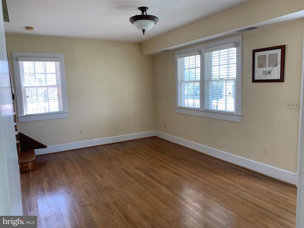 10436 JOHN S MOSBY HWY, PARIS, Virginia 20130, 3 Bedrooms Bedrooms, ,2 BathroomsBathrooms,Residential,10436 JOHN S MOSBY HWY,VAFQ2022300 MLS # VAFQ2022300 10436 JOHN S MOSBY HWY, PARIS, Virginia 20130, 3 Bedrooms Bedrooms, ,2 BathroomsBathrooms,Residential,10436 JOHN S MOSBY HWY,VAFQ2022300 MLS # VAFQ2022300