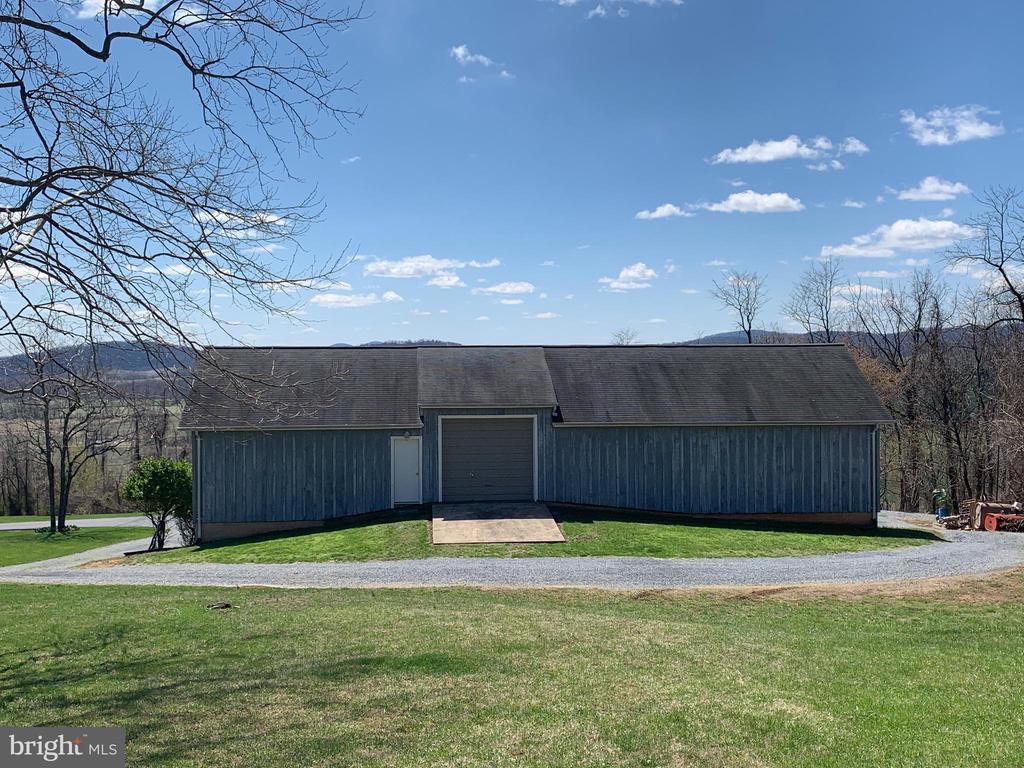 10436 JOHN S MOSBY HWY, PARIS, Virginia 20130, 3 Bedrooms Bedrooms, ,2 BathroomsBathrooms,Residential,10436 JOHN S MOSBY HWY,VAFQ2022300 MLS # VAFQ2022300 10436 JOHN S MOSBY HWY, PARIS, Virginia 20130, 3 Bedrooms Bedrooms, ,2 BathroomsBathrooms,Residential,10436 JOHN S MOSBY HWY,VAFQ2022300 MLS # VAFQ2022300