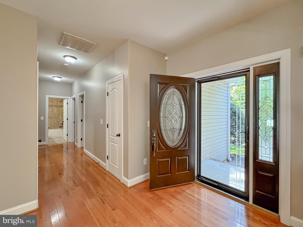 9801 CHEROKEE LN, SPOTSYLVANIA, Virginia 22553, 5 Bedrooms Bedrooms, ,3 BathroomsBathrooms,Residential,9801 CHEROKEE LN,VASP2036902 MLS # VASP2036902
