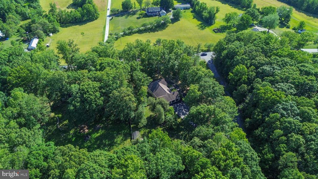 9801 CHEROKEE LN, SPOTSYLVANIA, Virginia 22553, 5 Bedrooms Bedrooms, ,3 BathroomsBathrooms,Residential,9801 CHEROKEE LN,VASP2036902 MLS # VASP2036902