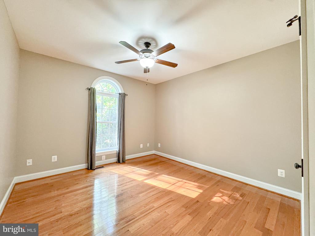9801 CHEROKEE LN, SPOTSYLVANIA, Virginia 22553, 5 Bedrooms Bedrooms, ,3 BathroomsBathrooms,Residential,9801 CHEROKEE LN,VASP2036902 MLS # VASP2036902