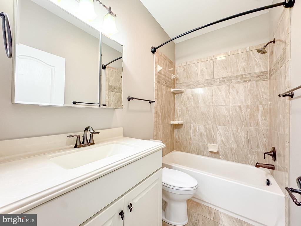 9801 CHEROKEE LN, SPOTSYLVANIA, Virginia 22553, 5 Bedrooms Bedrooms, ,3 BathroomsBathrooms,Residential,9801 CHEROKEE LN,VASP2036902 MLS # VASP2036902