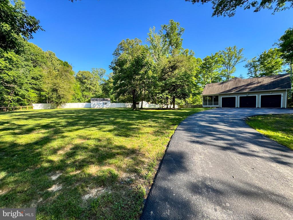 9801 CHEROKEE LN, SPOTSYLVANIA, Virginia 22553, 5 Bedrooms Bedrooms, ,3 BathroomsBathrooms,Residential,9801 CHEROKEE LN,VASP2036902 MLS # VASP2036902