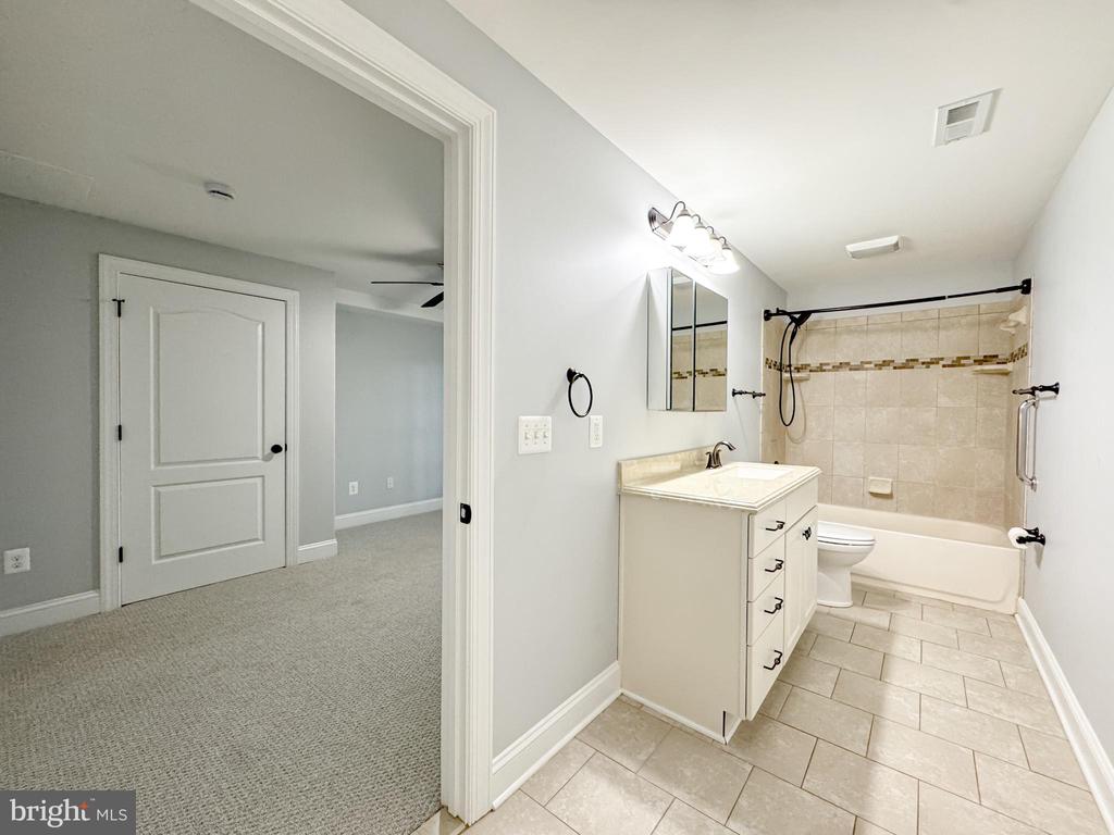 9801 CHEROKEE LN, SPOTSYLVANIA, Virginia 22553, 5 Bedrooms Bedrooms, ,3 BathroomsBathrooms,Residential,9801 CHEROKEE LN,VASP2036902 MLS # VASP2036902
