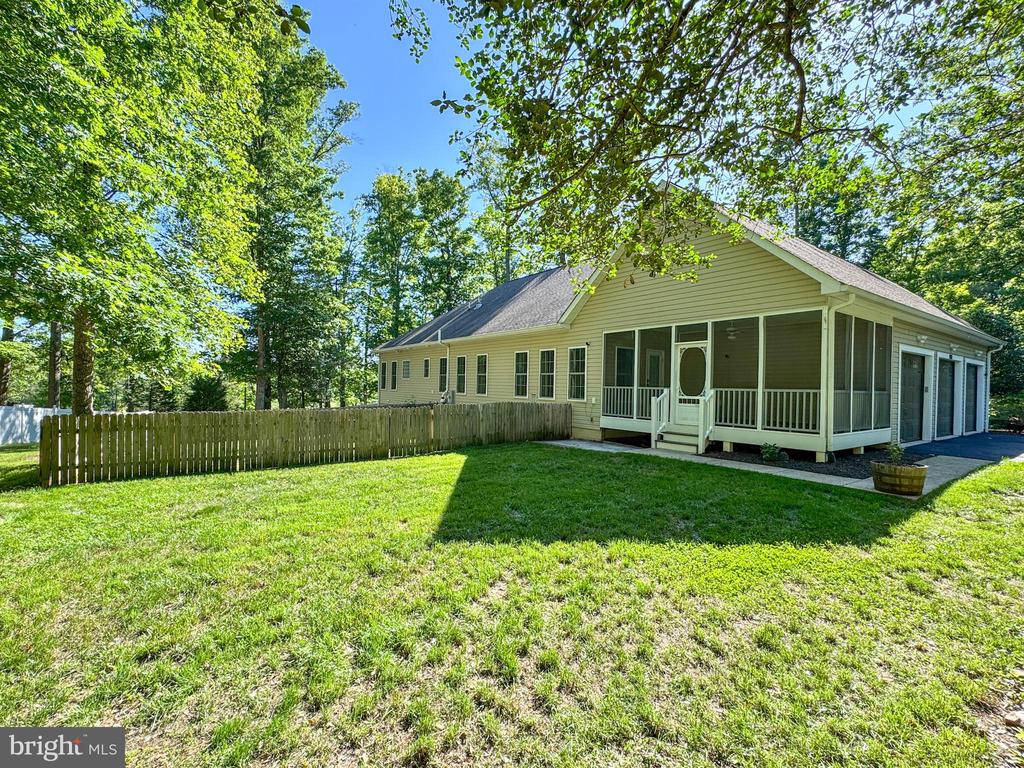 9801 CHEROKEE LN, SPOTSYLVANIA, Virginia 22553, 5 Bedrooms Bedrooms, ,3 BathroomsBathrooms,Residential,9801 CHEROKEE LN,VASP2036902 MLS # VASP2036902