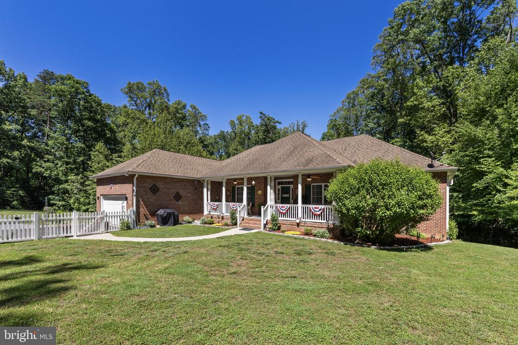 2395 PINECREST LN, FREDERICKSBURG, Virginia 22408, 5 Bedrooms Bedrooms, ,3 BathroomsBathrooms,Residential,2395 PINECREST LN,VASP2042188 MLS # VASP2042188
