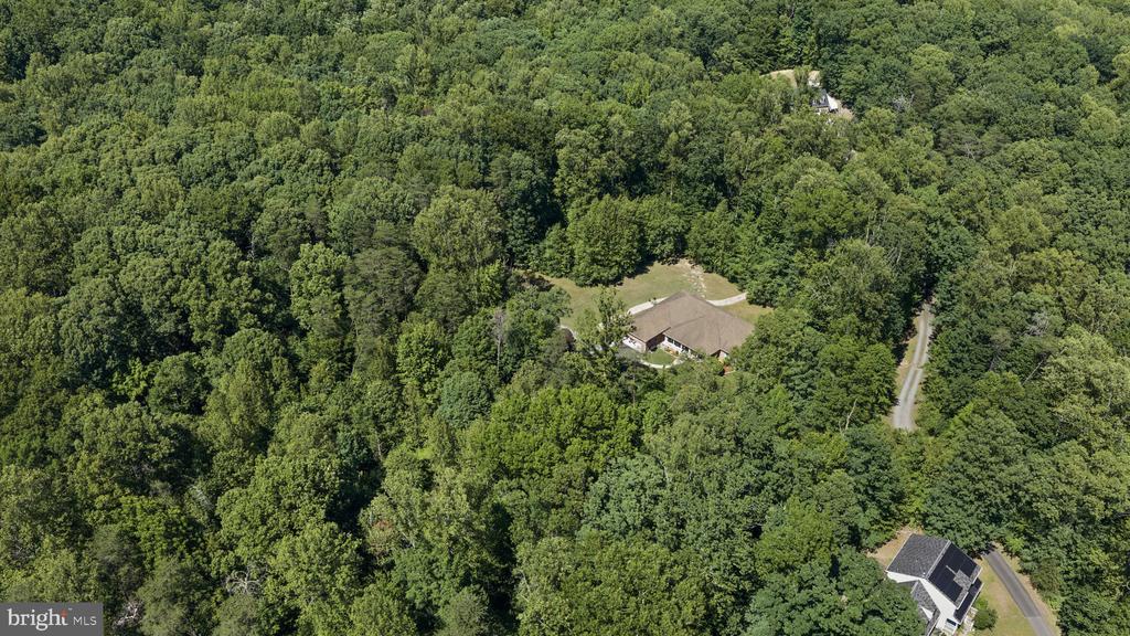 2395 PINECREST LN, FREDERICKSBURG, Virginia 22408, 5 Bedrooms Bedrooms, ,3 BathroomsBathrooms,Residential,2395 PINECREST LN,VASP2042188 MLS # VASP2042188