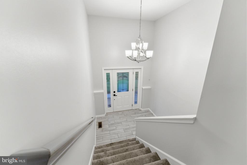 7376 WOODSTONE CT, WARRENTON, Virginia 20187, 5 Bedrooms Bedrooms, ,3 BathroomsBathrooms,Residential,7376 WOODSTONE CT,VAFQ2022202 MLS # VAFQ2022202