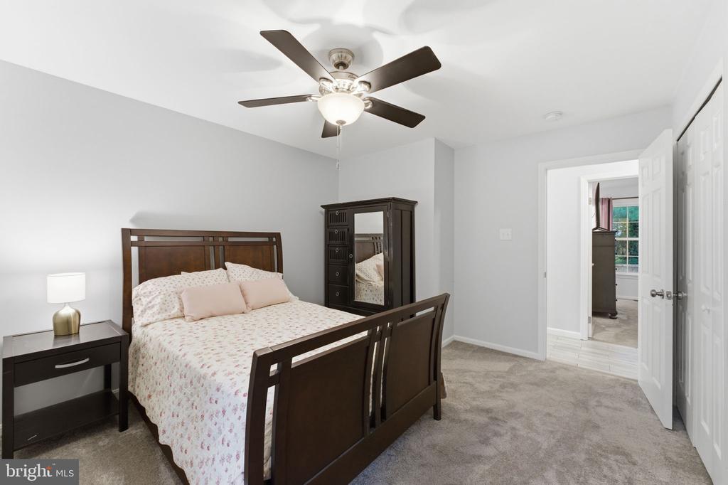 7376 WOODSTONE CT, WARRENTON, Virginia 20187, 5 Bedrooms Bedrooms, ,3 BathroomsBathrooms,Residential,7376 WOODSTONE CT,VAFQ2022202 MLS # VAFQ2022202