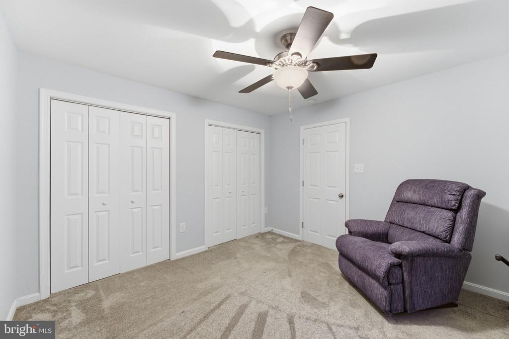 7376 WOODSTONE CT, WARRENTON, Virginia 20187, 5 Bedrooms Bedrooms, ,3 BathroomsBathrooms,Residential,7376 WOODSTONE CT,VAFQ2022202 MLS # VAFQ2022202