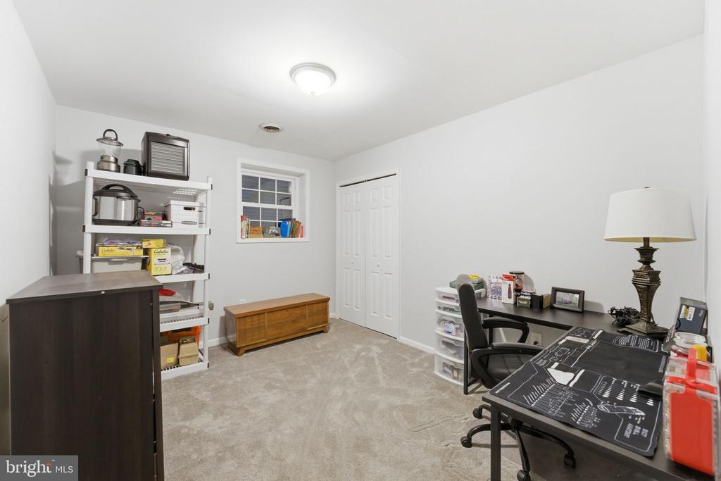 7376 WOODSTONE CT, WARRENTON, Virginia 20187, 5 Bedrooms Bedrooms, ,3 BathroomsBathrooms,Residential,7376 WOODSTONE CT,VAFQ2022202 MLS # VAFQ2022202