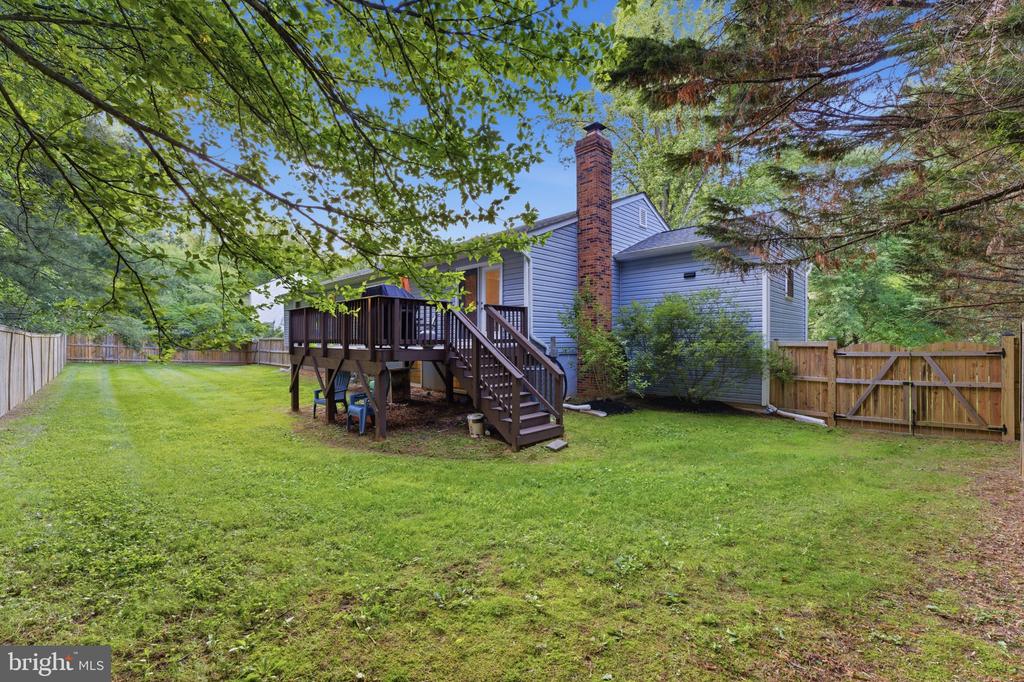 7376 WOODSTONE CT, WARRENTON, Virginia 20187, 5 Bedrooms Bedrooms, ,3 BathroomsBathrooms,Residential,7376 WOODSTONE CT,VAFQ2022202 MLS # VAFQ2022202