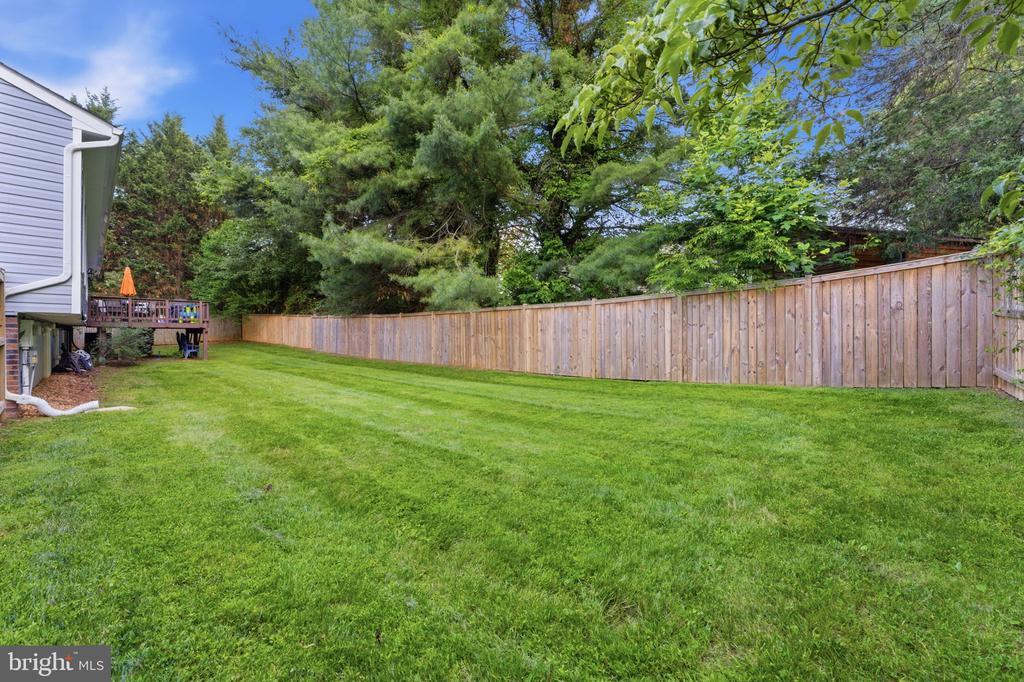7376 WOODSTONE CT, WARRENTON, Virginia 20187, 5 Bedrooms Bedrooms, ,3 BathroomsBathrooms,Residential,7376 WOODSTONE CT,VAFQ2022202 MLS # VAFQ2022202
