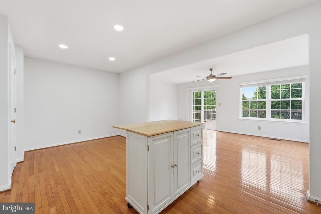 7201 WYTHEVILLE CIR, FREDERICKSBURG, Virginia 22407, 3 Bedrooms Bedrooms, ,2 BathroomsBathrooms,Residential,7201 WYTHEVILLE CIR,VASP2042330 MLS # VASP2042330 7201 WYTHEVILLE CIR, FREDERICKSBURG, Virginia 22407, 3 Bedrooms Bedrooms, ,2 BathroomsBathrooms,Residential,7201 WYTHEVILLE CIR,VASP2042330 MLS # VASP2042330