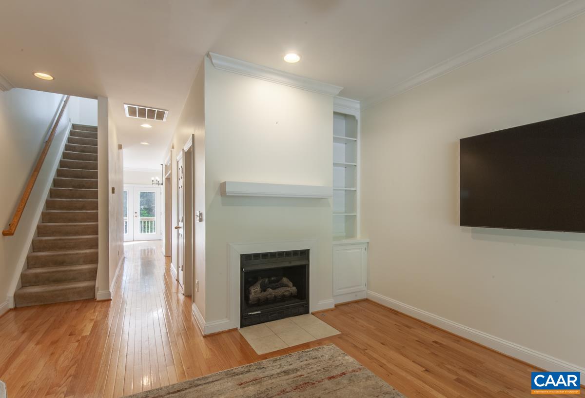 1103 DRUID AVE, CHARLOTTESVILLE, Virginia 22902, 3 Bedrooms Bedrooms, ,3 BathroomsBathrooms,Residential,1103 DRUID AVE,677773 MLS # 677773 1103 DRUID AVE, CHARLOTTESVILLE, Virginia 22902, 3 Bedrooms Bedrooms, ,3 BathroomsBathrooms,Residential,1103 DRUID AVE,677773 MLS # 677773