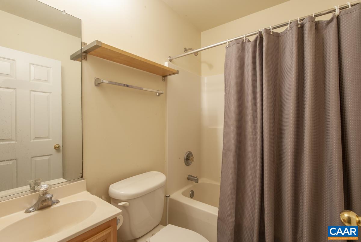 1103 DRUID AVE, CHARLOTTESVILLE, Virginia 22902, 3 Bedrooms Bedrooms, ,3 BathroomsBathrooms,Residential,1103 DRUID AVE,677773 MLS # 677773 1103 DRUID AVE, CHARLOTTESVILLE, Virginia 22902, 3 Bedrooms Bedrooms, ,3 BathroomsBathrooms,Residential,1103 DRUID AVE,677773 MLS # 677773