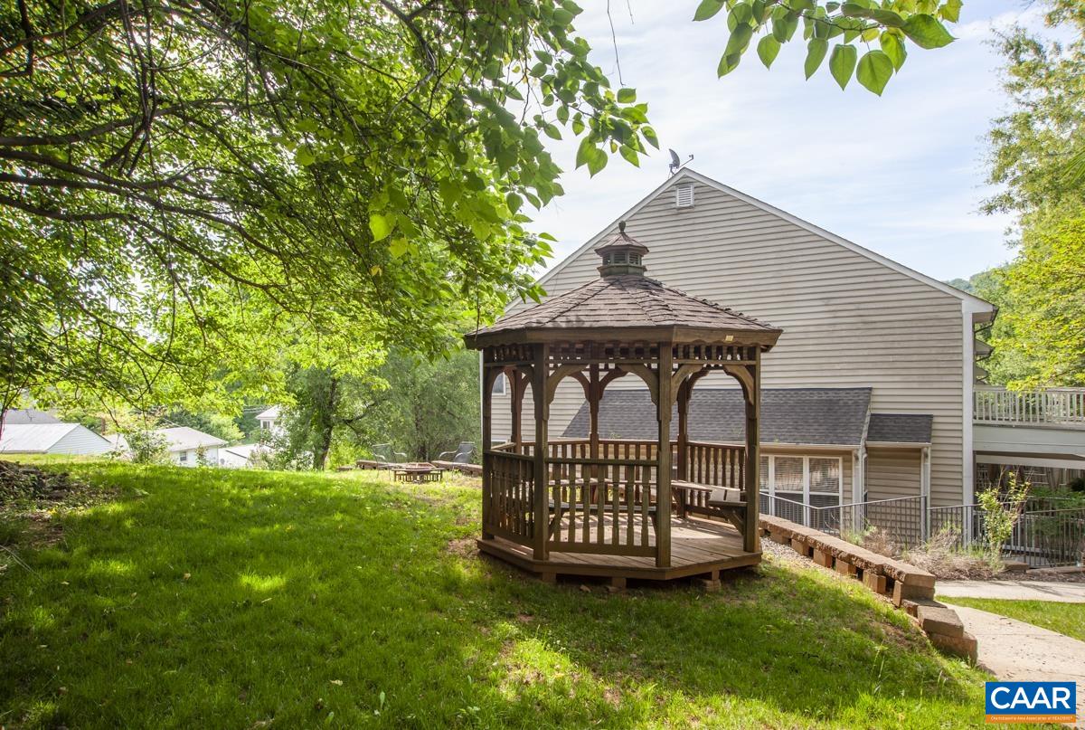 1103 DRUID AVE, CHARLOTTESVILLE, Virginia 22902, 3 Bedrooms Bedrooms, ,3 BathroomsBathrooms,Residential,1103 DRUID AVE,677773 MLS # 677773 1103 DRUID AVE, CHARLOTTESVILLE, Virginia 22902, 3 Bedrooms Bedrooms, ,3 BathroomsBathrooms,Residential,1103 DRUID AVE,677773 MLS # 677773