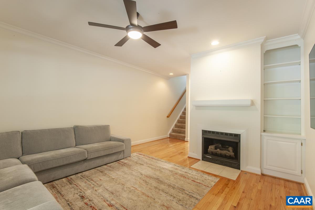 1103 DRUID AVE, CHARLOTTESVILLE, Virginia 22902, 3 Bedrooms Bedrooms, ,3 BathroomsBathrooms,Residential,1103 DRUID AVE,677773 MLS # 677773 1103 DRUID AVE, CHARLOTTESVILLE, Virginia 22902, 3 Bedrooms Bedrooms, ,3 BathroomsBathrooms,Residential,1103 DRUID AVE,677773 MLS # 677773