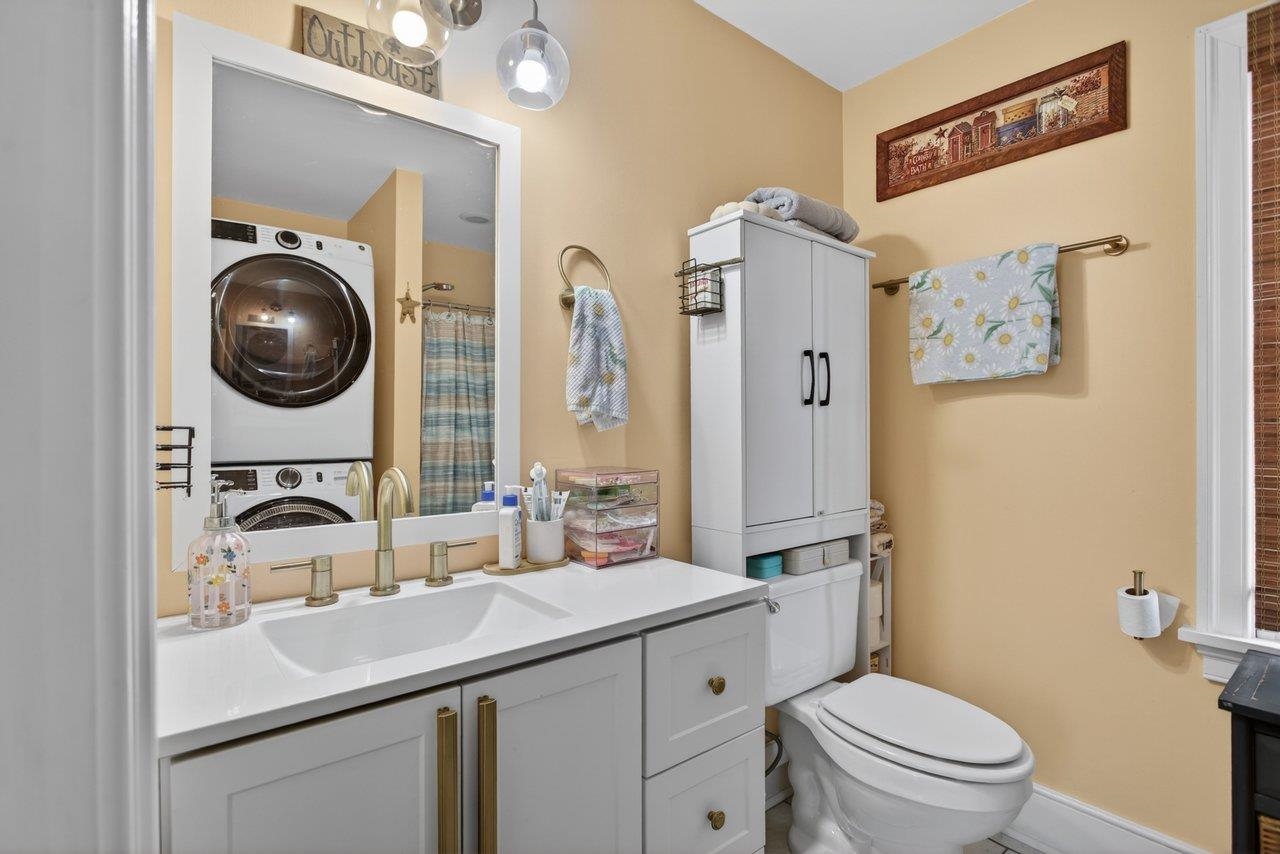 234 N MAIN ST, WOODSTOCK, Virginia 22664, 2 Bedrooms Bedrooms, ,2 BathroomsBathrooms,Residential,234 N MAIN ST,677799 MLS # 677799
