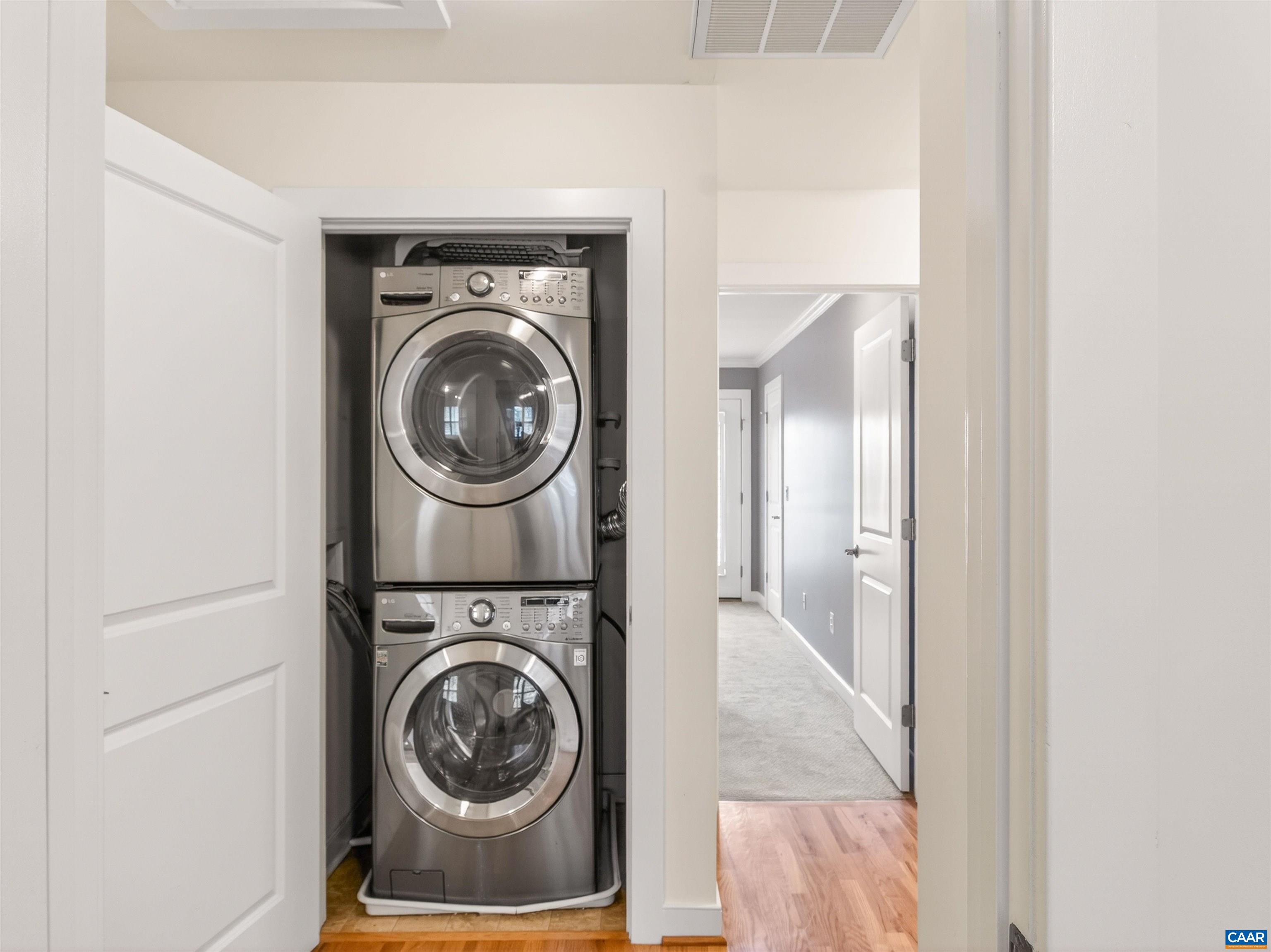 1569 NEWCASTLE CT, CHARLOTTESVILLE, Virginia 22911, 3 Bedrooms Bedrooms, ,2 BathroomsBathrooms,Residential,1569 NEWCASTLE CT,677833 MLS # 677833