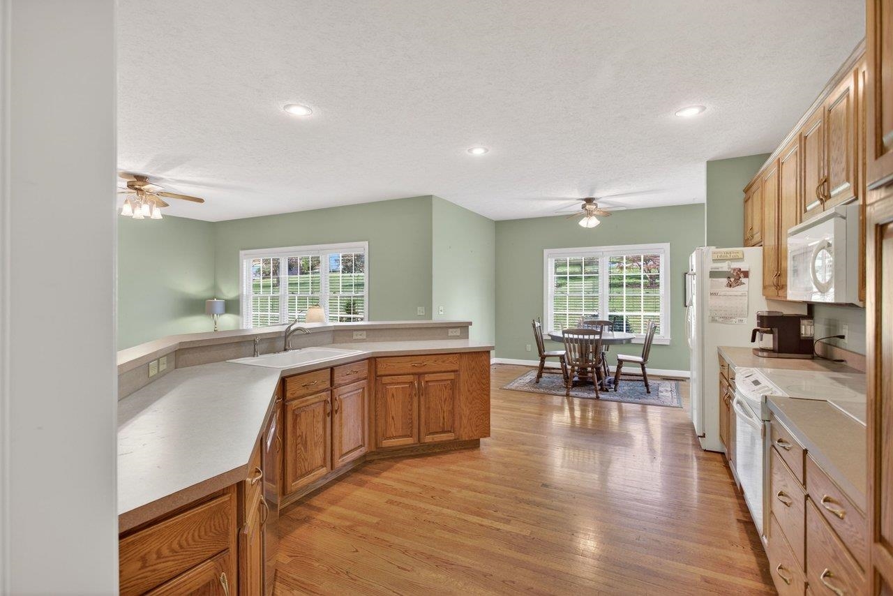 855 WILD CHERRY LN, ROCKINGHAM, Virginia 22801, 5 Bedrooms Bedrooms, ,3 BathroomsBathrooms,Residential,855 WILD CHERRY LN,677874 MLS # 677874