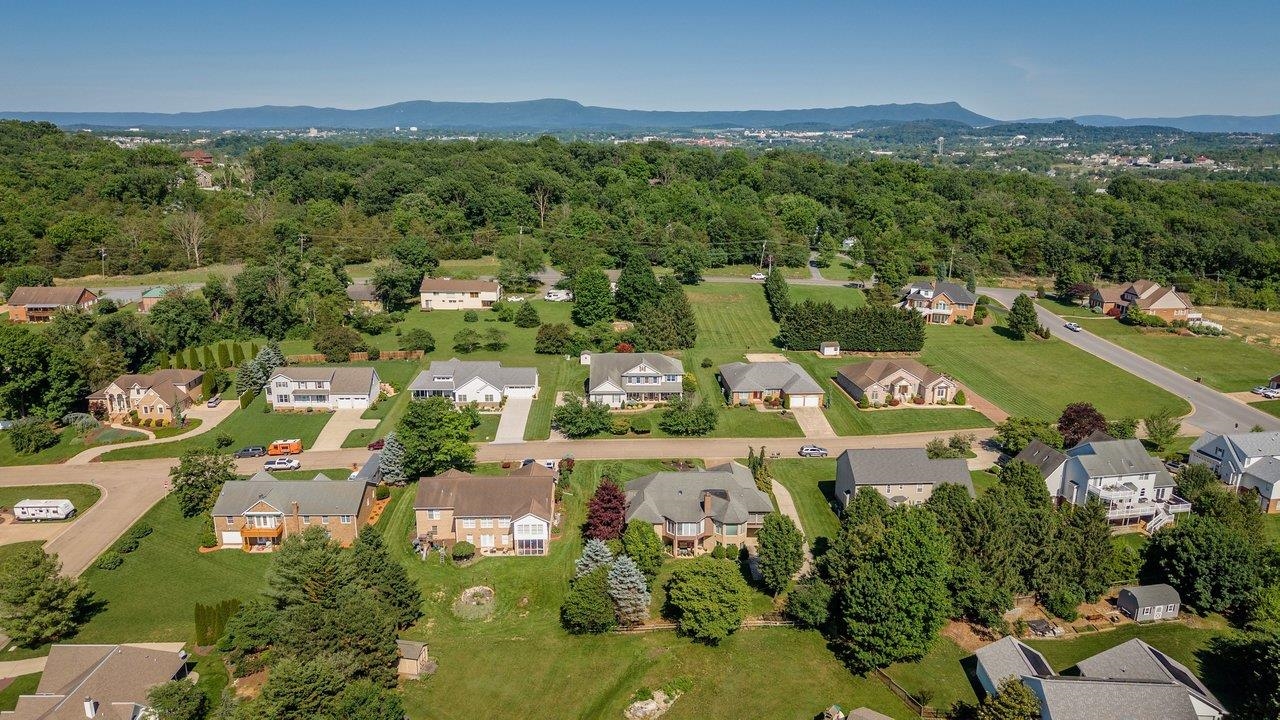 855 WILD CHERRY LN, ROCKINGHAM, Virginia 22801, 5 Bedrooms Bedrooms, ,3 BathroomsBathrooms,Residential,855 WILD CHERRY LN,677874 MLS # 677874
