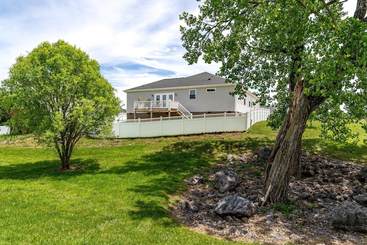 4329 COTSWOLD CT, ROCKINGHAM, Virginia 22802, 3 Bedrooms Bedrooms, ,2 BathroomsBathrooms,Residential,4329 COTSWOLD CT,677885 MLS # 677885