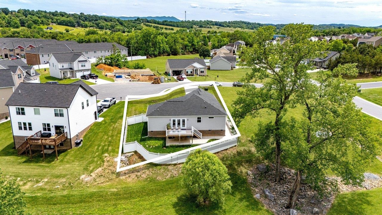 4329 COTSWOLD CT, ROCKINGHAM, Virginia 22802, 3 Bedrooms Bedrooms, ,2 BathroomsBathrooms,Residential,4329 COTSWOLD CT,677885 MLS # 677885