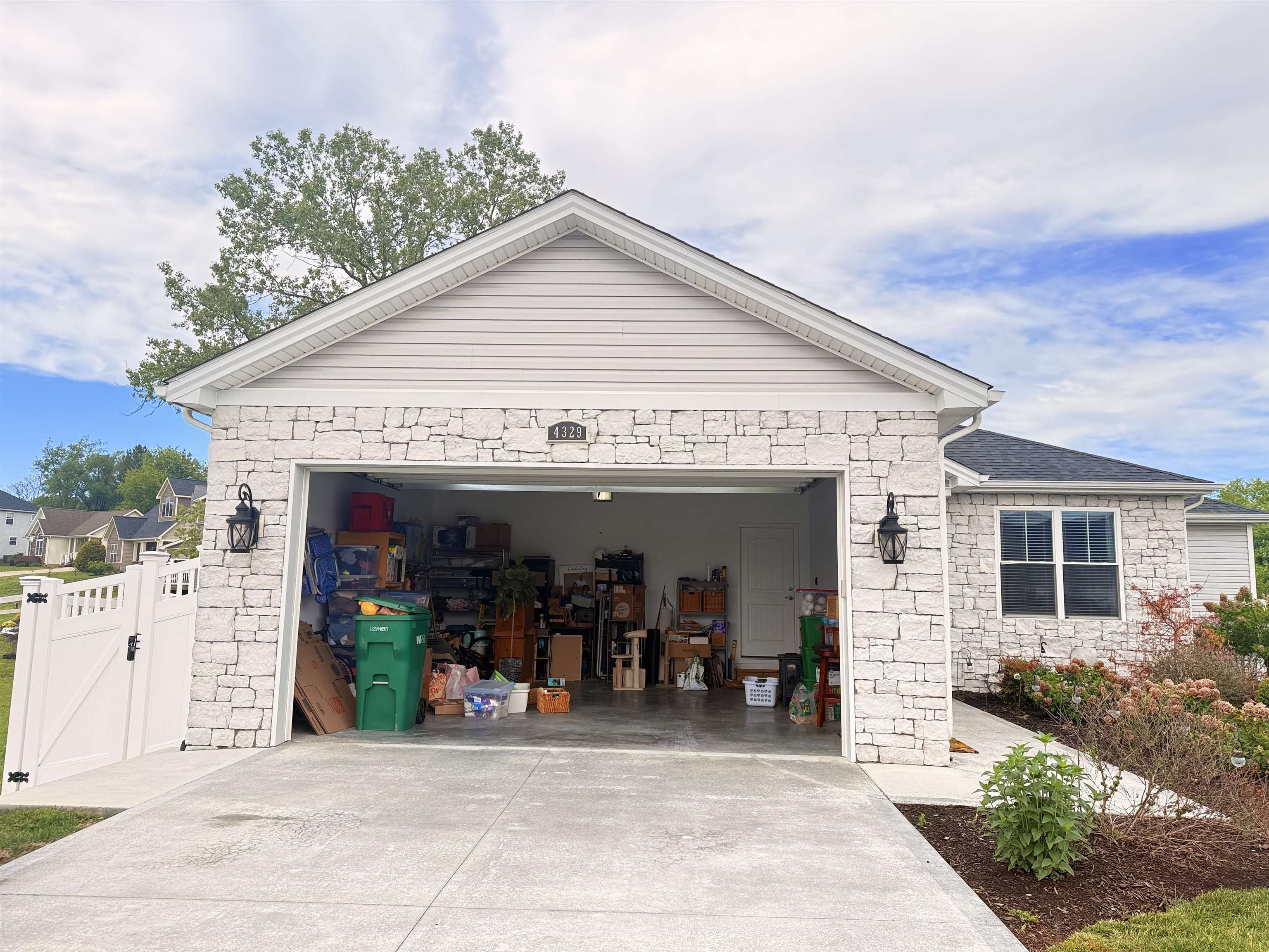 4329 COTSWOLD CT, ROCKINGHAM, Virginia 22802, 3 Bedrooms Bedrooms, ,2 BathroomsBathrooms,Residential,4329 COTSWOLD CT,677885 MLS # 677885