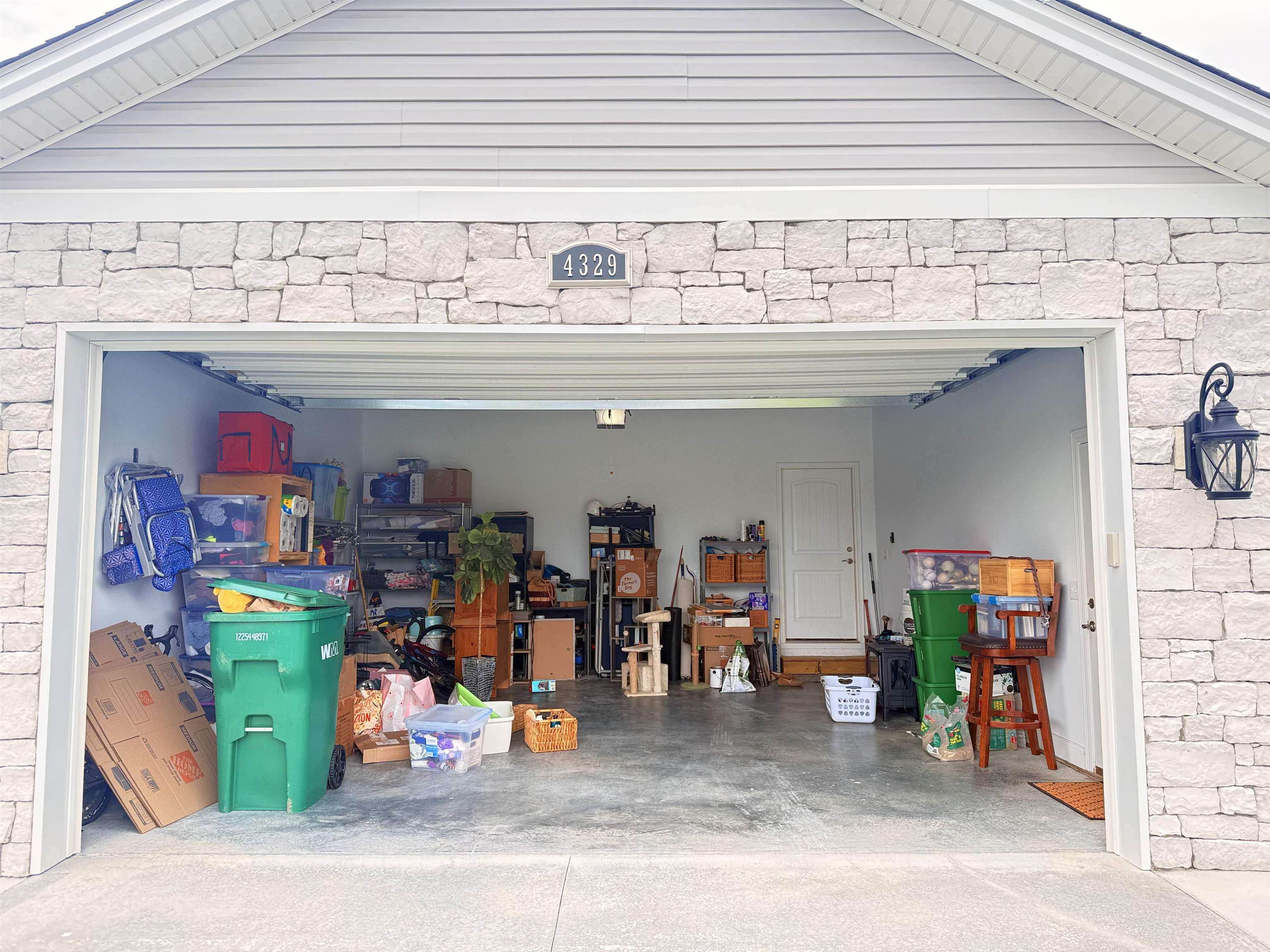 4329 COTSWOLD CT, ROCKINGHAM, Virginia 22802, 3 Bedrooms Bedrooms, ,2 BathroomsBathrooms,Residential,4329 COTSWOLD CT,677885 MLS # 677885