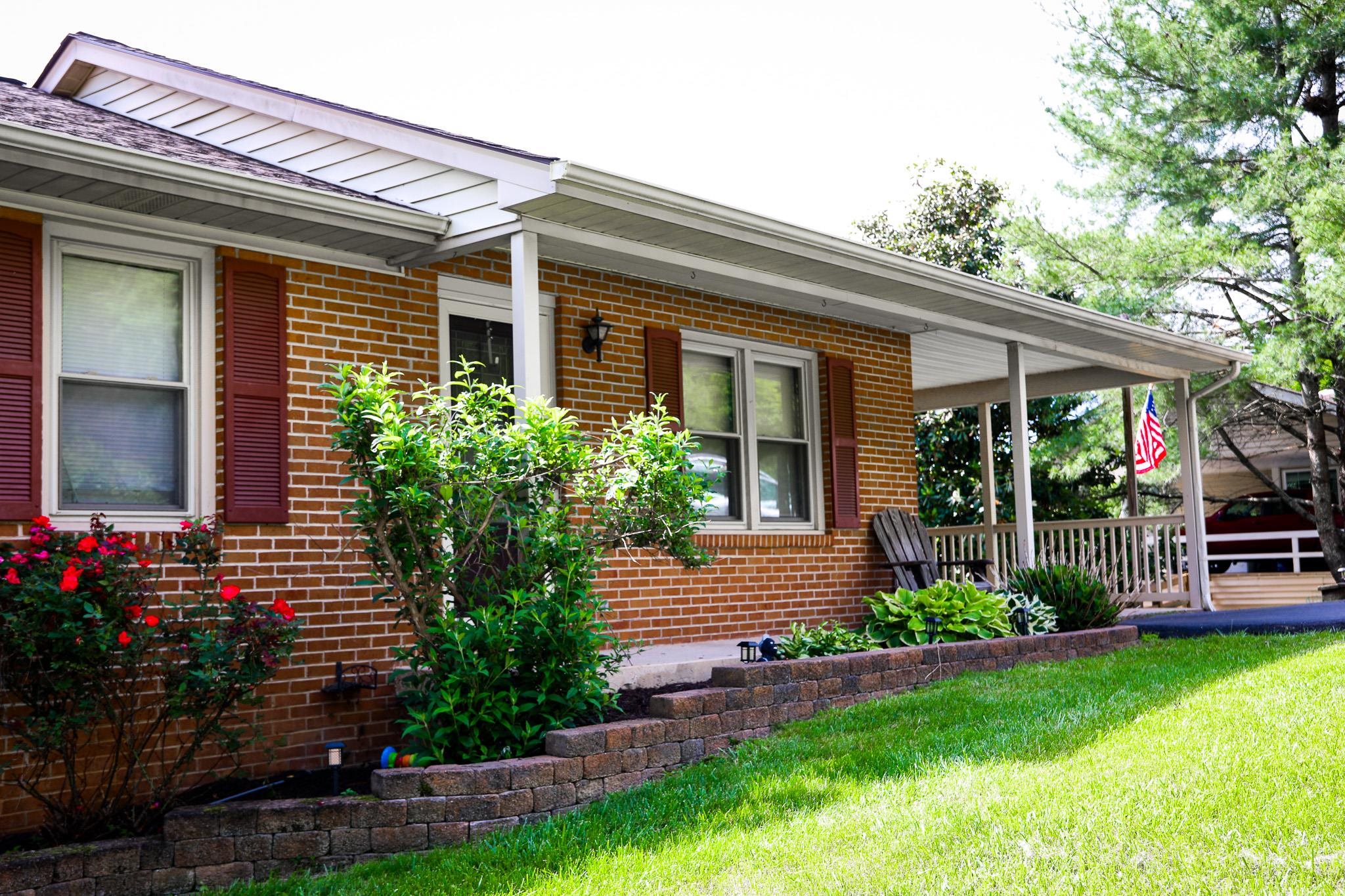 4316 LEE JACKSON HWY, GREENVILLE, Virginia 24440, 3 Bedrooms Bedrooms, ,2 BathroomsBathrooms,Residential,4316 LEE JACKSON HWY,677892 MLS # 677892 4316 LEE JACKSON HWY, GREENVILLE, Virginia 24440, 3 Bedrooms Bedrooms, ,2 BathroomsBathrooms,Residential,4316 LEE JACKSON HWY,677892 MLS # 677892