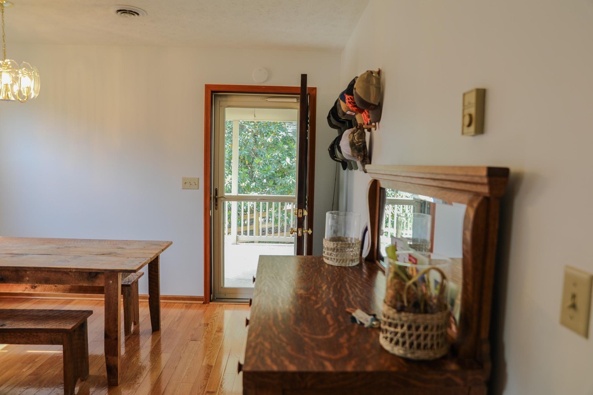 4316 LEE JACKSON HWY, GREENVILLE, Virginia 24440, 3 Bedrooms Bedrooms, ,2 BathroomsBathrooms,Residential,4316 LEE JACKSON HWY,677892 MLS # 677892 4316 LEE JACKSON HWY, GREENVILLE, Virginia 24440, 3 Bedrooms Bedrooms, ,2 BathroomsBathrooms,Residential,4316 LEE JACKSON HWY,677892 MLS # 677892