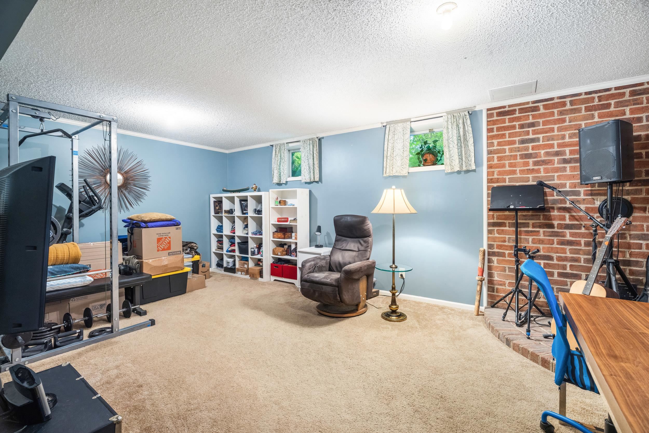 1404 MASSANETTA SPRINGS RD, ROCKINGHAM, Virginia 22801, 4 Bedrooms Bedrooms, ,3 BathroomsBathrooms,Residential,1404 MASSANETTA SPRINGS RD,678001 MLS # 678001
