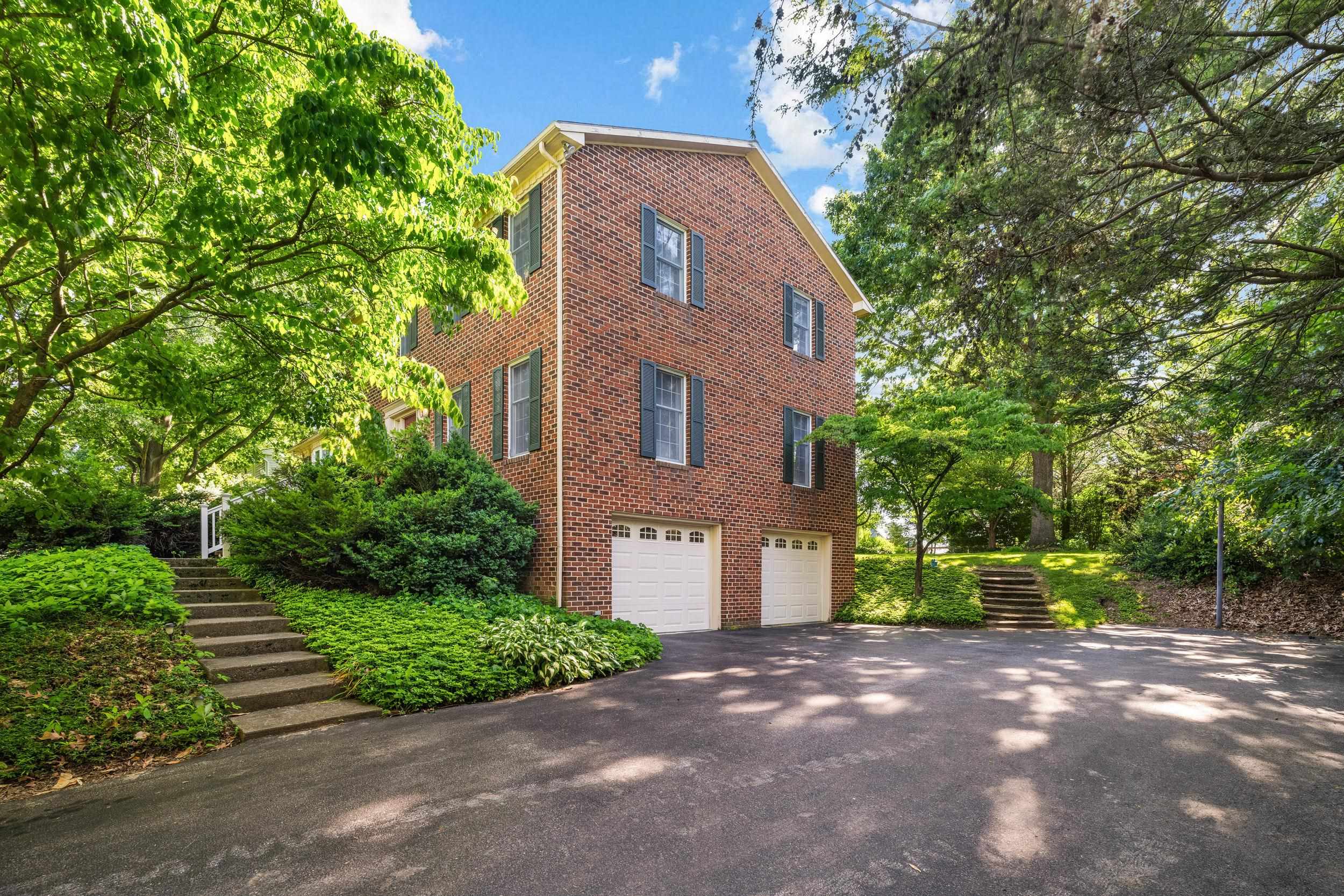 1404 MASSANETTA SPRINGS RD, ROCKINGHAM, Virginia 22801, 4 Bedrooms Bedrooms, ,3 BathroomsBathrooms,Residential,1404 MASSANETTA SPRINGS RD,678001 MLS # 678001