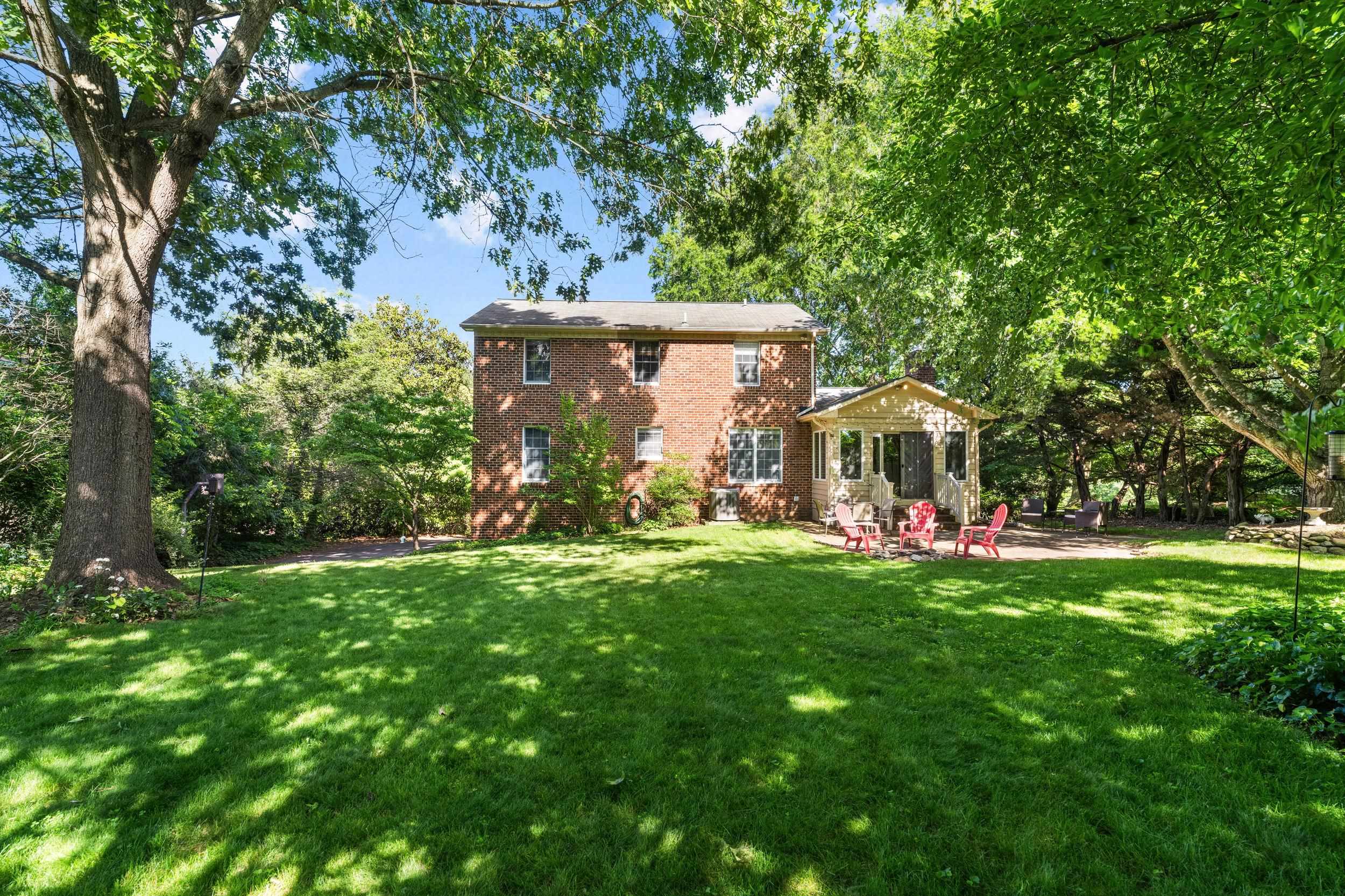 1404 MASSANETTA SPRINGS RD, ROCKINGHAM, Virginia 22801, 4 Bedrooms Bedrooms, ,3 BathroomsBathrooms,Residential,1404 MASSANETTA SPRINGS RD,678001 MLS # 678001