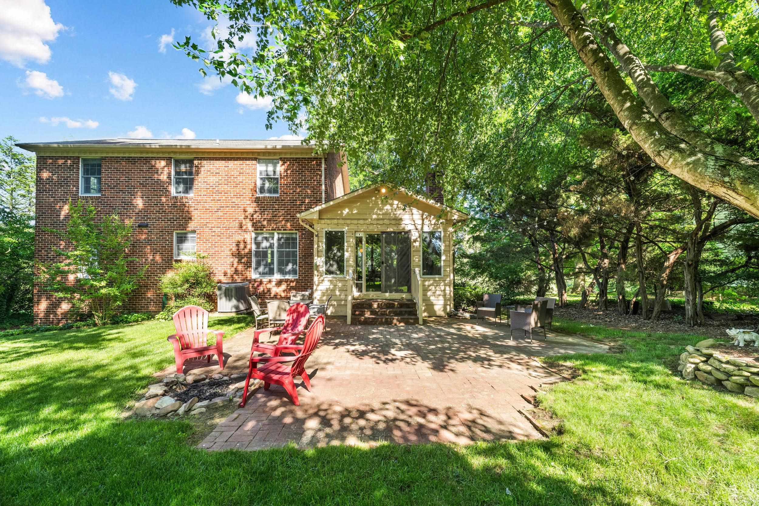 1404 MASSANETTA SPRINGS RD, ROCKINGHAM, Virginia 22801, 4 Bedrooms Bedrooms, ,3 BathroomsBathrooms,Residential,1404 MASSANETTA SPRINGS RD,678001 MLS # 678001